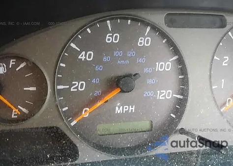 2001 Nissan Sentra Xe/Gxe z USA, uszkodzony, nr VIN 3N1CB51D31L496652